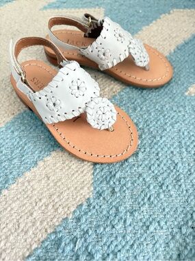 Jack Rogers White Floral Toe-Ring Sandals with Tan Footbed for little girls